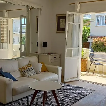 Dana Paradise House * Nice